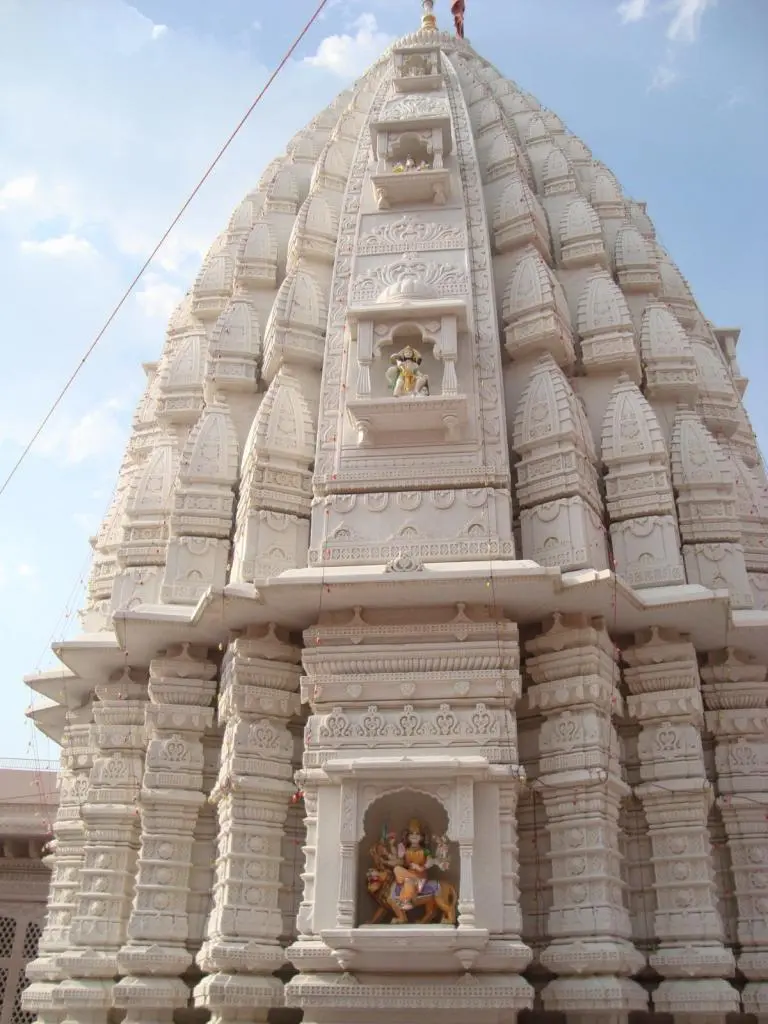 Shegaon Temple