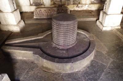 Pateshwar varhadghar Shiv Lingam